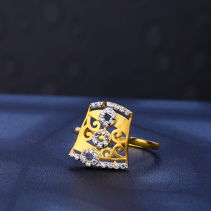 916 Gold Ladies Classic Ring LR517