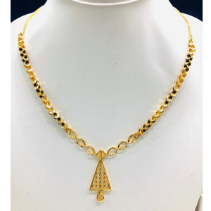 916 Gold Delicate necklace