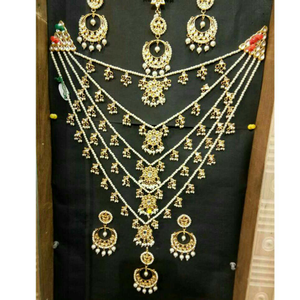 Kundan 5 Line Necklace Set