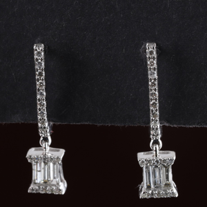 18kt white gold diamond earrings