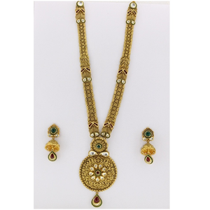 CHARMING ANTIQUE NECKLACE