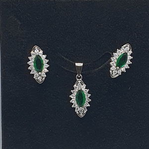 Silver 92.5 Green Stone Fancy Pendant Set