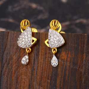 22KT  CZ Ladies fancy Gold Earring LFE657