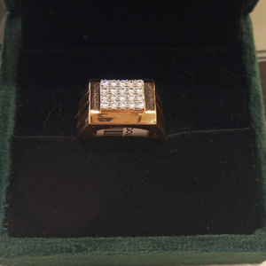 18KT Gold Square Shape CZ Diamond Ring
