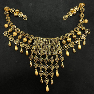 Exclusive Gold Necklace Set
