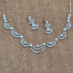 Delicate Bridal Necklace Set