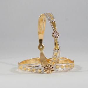 22kt gold beautifully designed bangles for wo