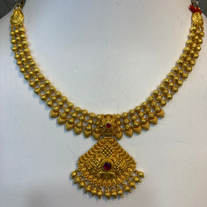 916 Gold Unique Short Necklace