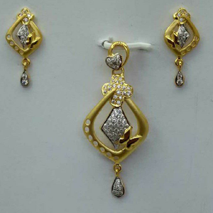 Nice Pendant Set For Women