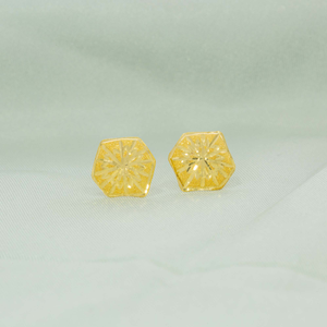 Excellent Shining 22kt Gold Stud Earrings