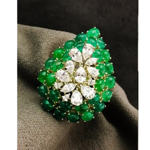 Leaf Shape 9KT Swarovski Ring