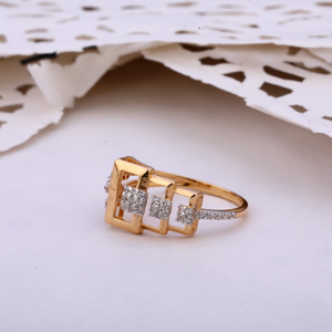 Ladies ring cz 916