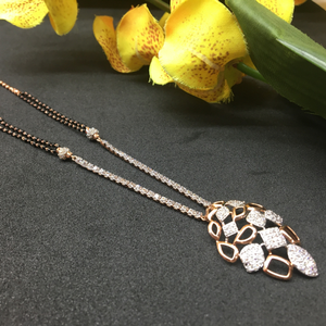 18kt fancy ROSEGOLD Dokiya