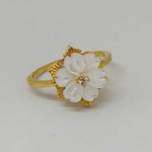 22 Kt Gold Ladies Branded Ring
