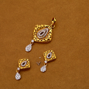 Ladies pendant set 916 cz