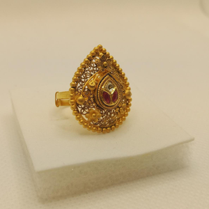 22K Gold Leaf Shape Ring