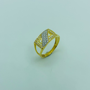 Gold jents ring