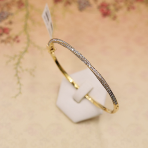 Elegant twist diamond bracelet