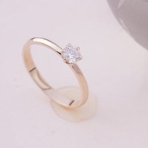 18KT Diamond ring