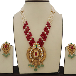 Pearl Elegant Gold Studded Necklace Set AJNS0