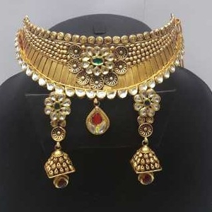 22KT Gold Ladies Kundan Antique Necklace Set
