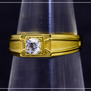 22K Yellow Gold Solitaire CZ Hallmarked Gents