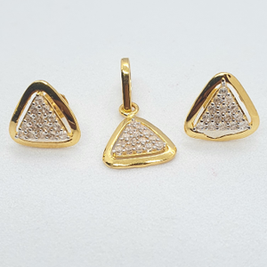 Gold 18.k Diamond Fancy Pendal Set