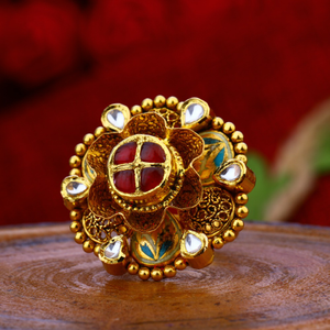 Wedding antique ladies ring