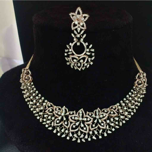 Gold plain diamond necklace set