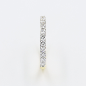 Elegant 14Kt Single Line Studded Diamond Ring
