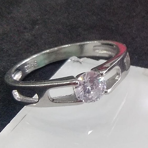 925 sterling silver  single diamond ring for 