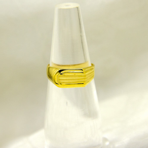 22K Yellow Gold Hallmarked Gents Ring