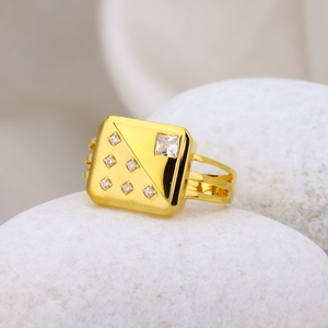fancy design gold ring for mans.