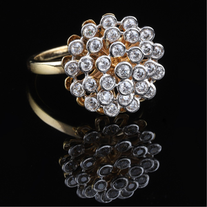 18KT Gold Elegant Diamond Ring