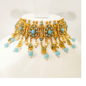 Full choker antique with sky blue stone hand 
