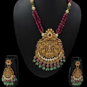 22K Temple pendant set