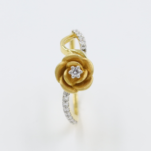 Sleek Rose Flower Style Diamond Finger Ring