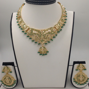 White Pearls And Emeralds Amritsar Necklace S