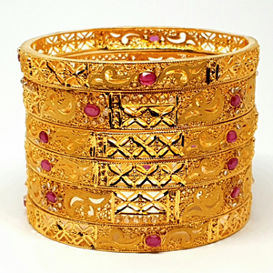 Mallika hot sale hemachandra bangles