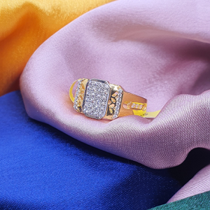 22.k Gold Fancy Gents Ring