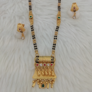 22k gold fancy sawaroxy zinkoriya diamond ant