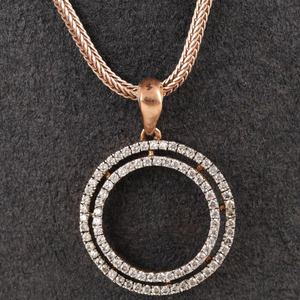 18KT Gold Elegant Diamond Pendant Set