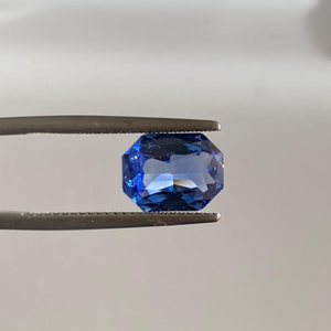 3.08ct octagonal blue blue-sapphire-neelam