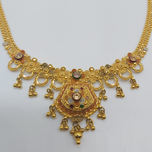 Gold fancy necklace set