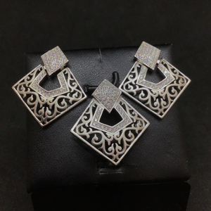 92.5 fancy pendant set