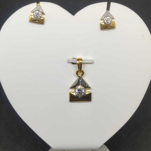 916 ladies fancy pendant set