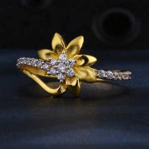 22 carat gold hallmark gorgeous ladies rings 