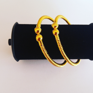 Latest 22k gold kadli design