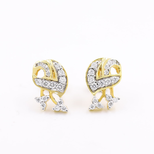 Contemporary 18KT Floral Diamond Stud Earring