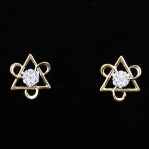 18kt designer diamond Stud earring